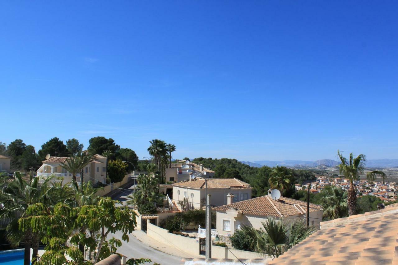 Castillo Nuevo With Optional Heated Private Pool Vakantiehuis